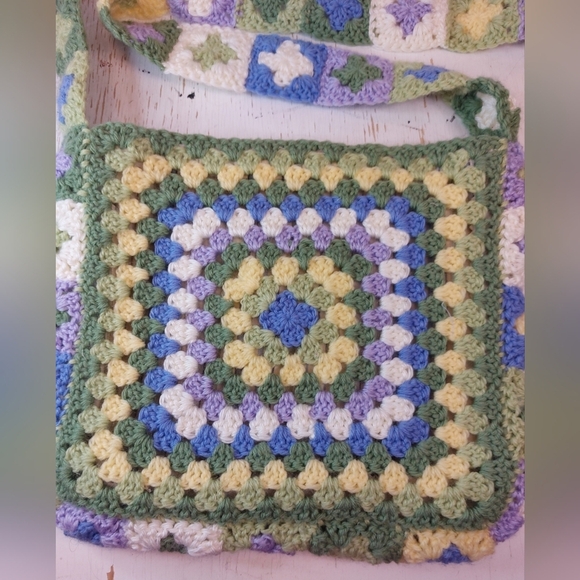 Colorful Hand Crafted Crochet Granny Square Crossbody Purse Boho Lined Handbag - Picture 2 of 12